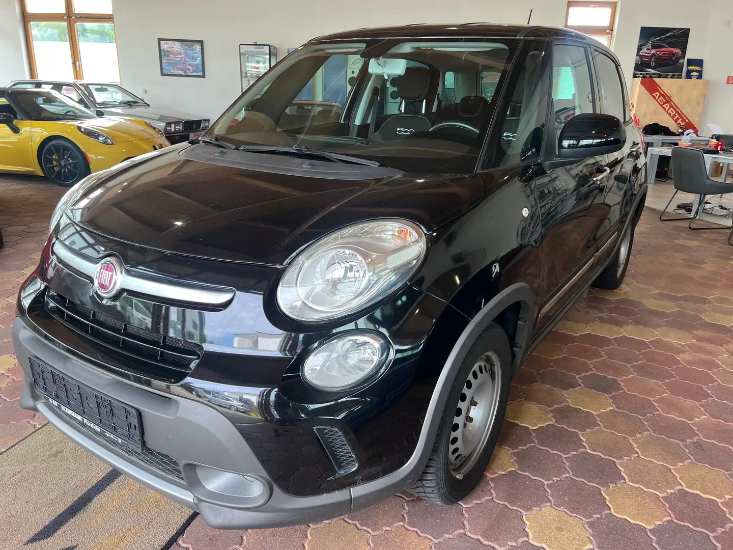 Fiat 500L Trekking Schwarz - 2