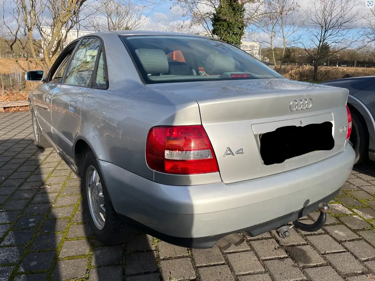 Audi A4 1.8 T, foto 7