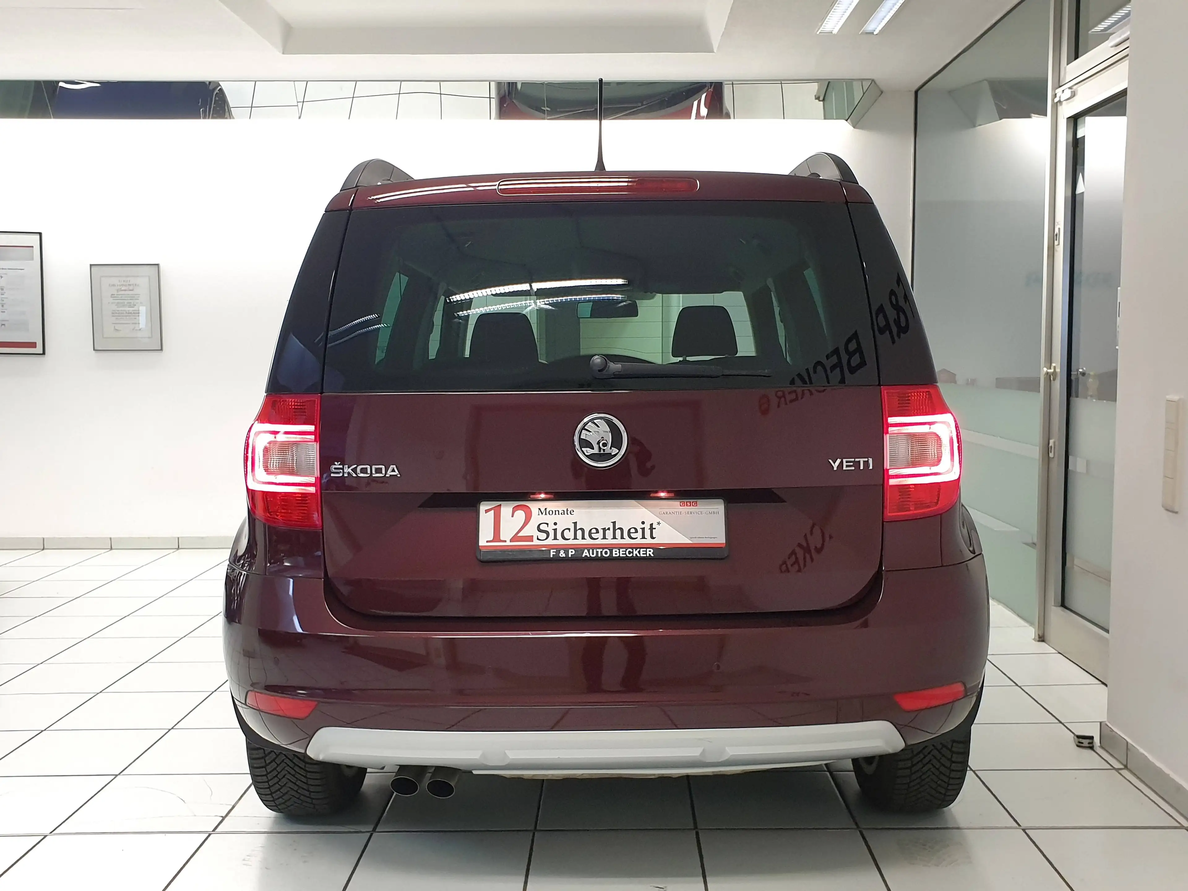 Skoda Yeti Yeti 1.6 TDI Green DSG Ambition 1.Hand Scheckheft — photo 4