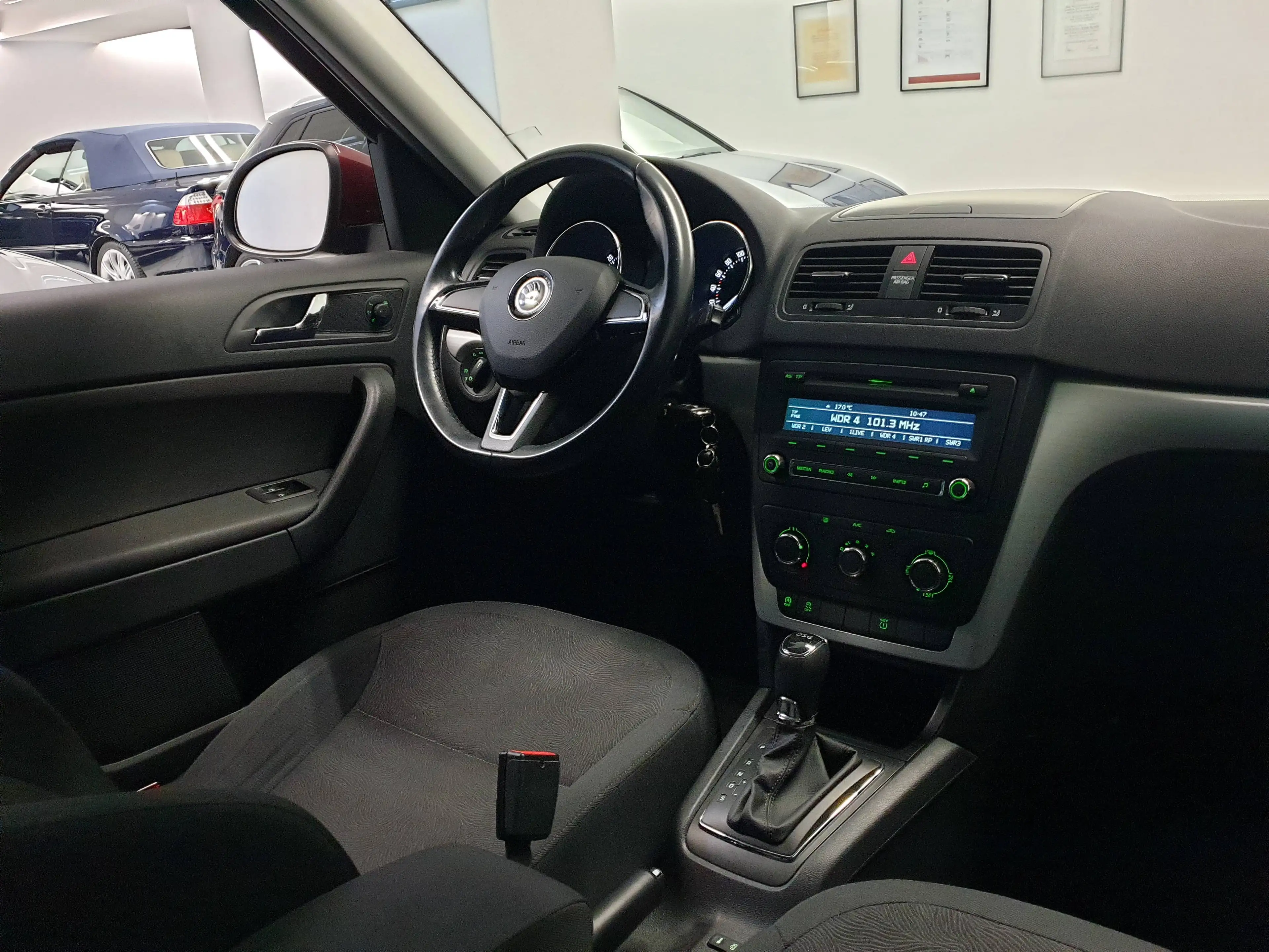 Skoda Yeti Yeti 1.6 TDI Green DSG Ambition 1.Hand Scheckheft — photo 8