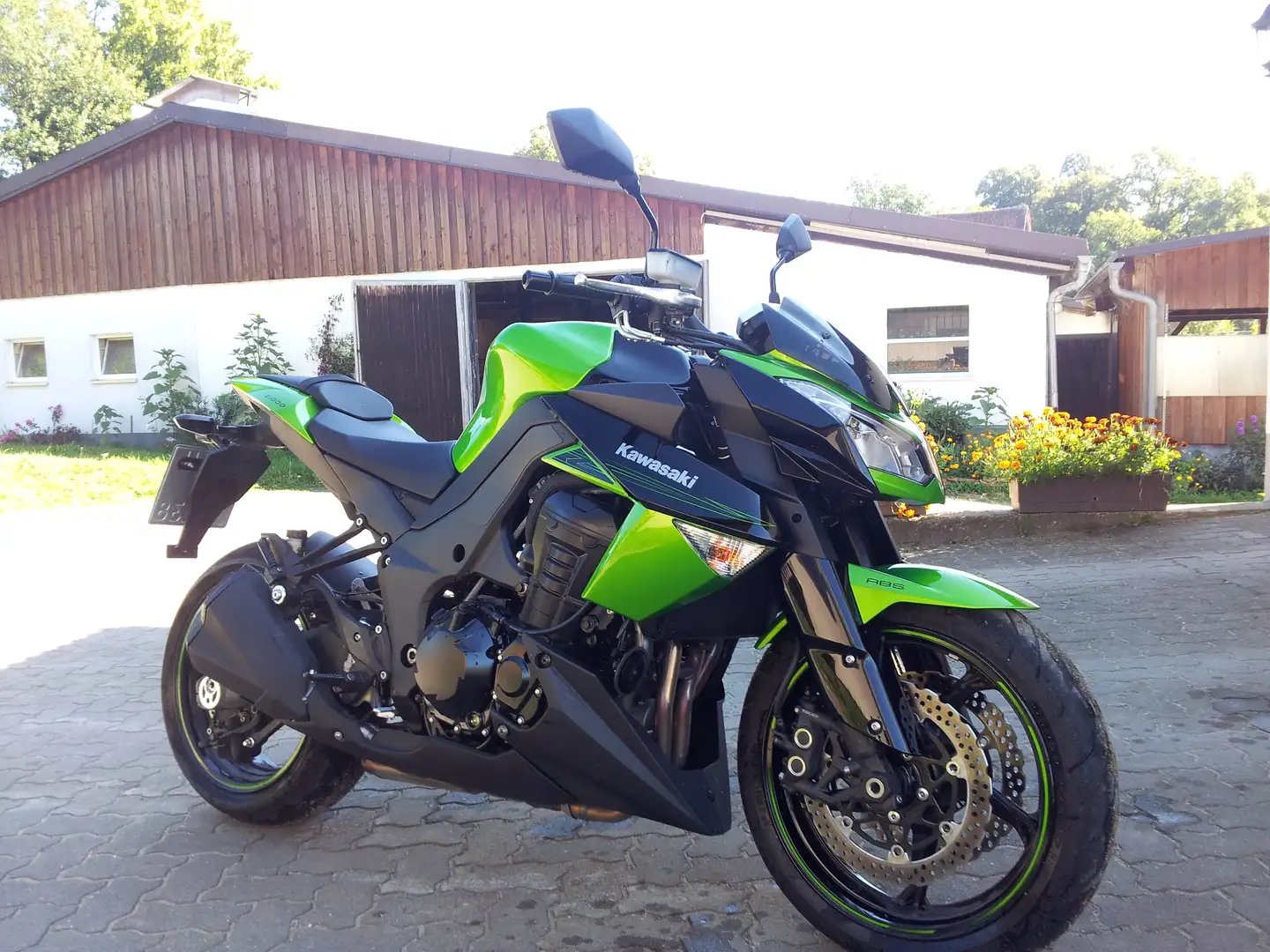 Kawasaki Z 1000 Verde - 1