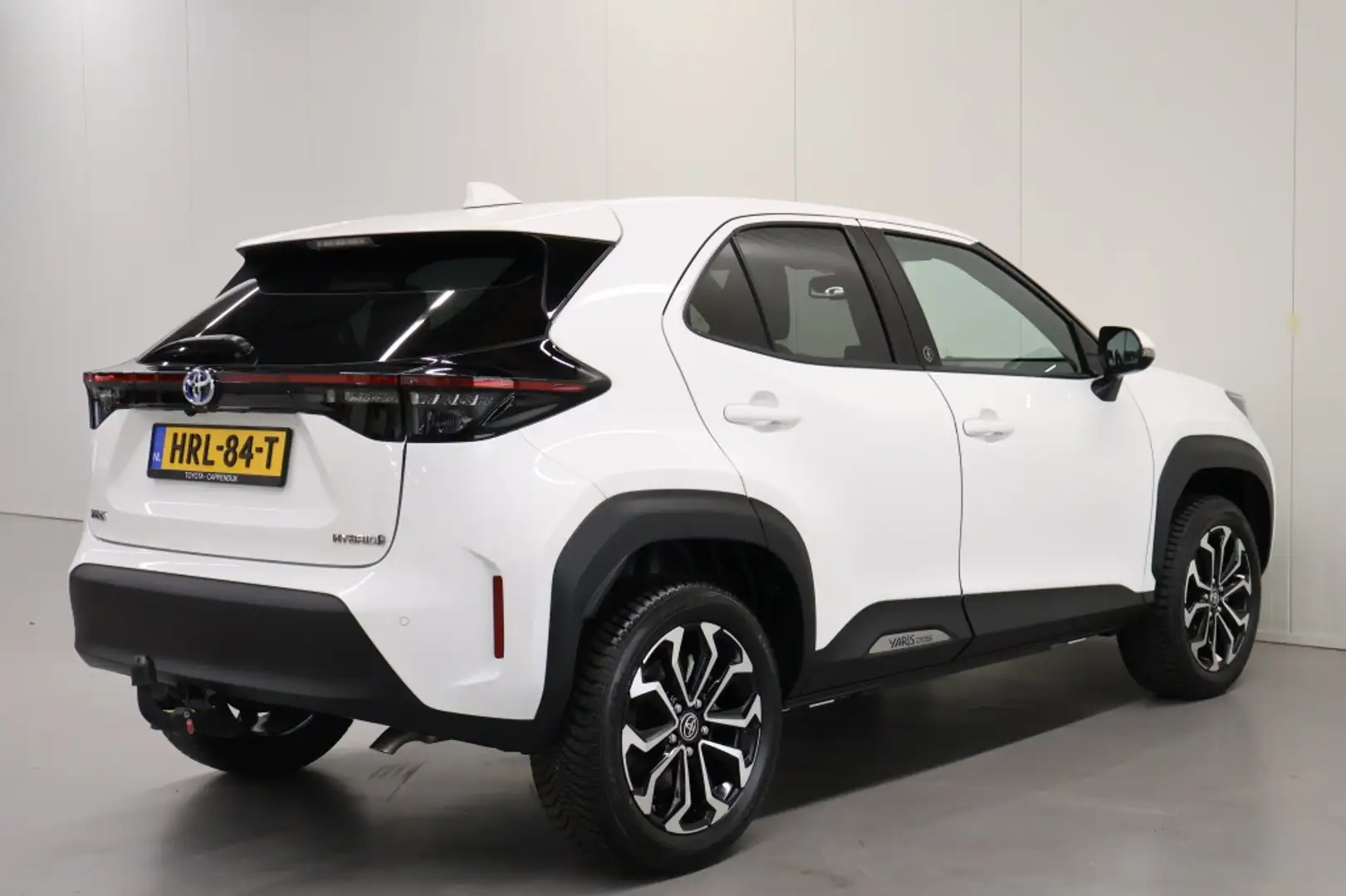 Toyota Yaris Cross 1.5 Hybrid Dynamic Plus Trekhaak PDC Dodehoek Wit - 2