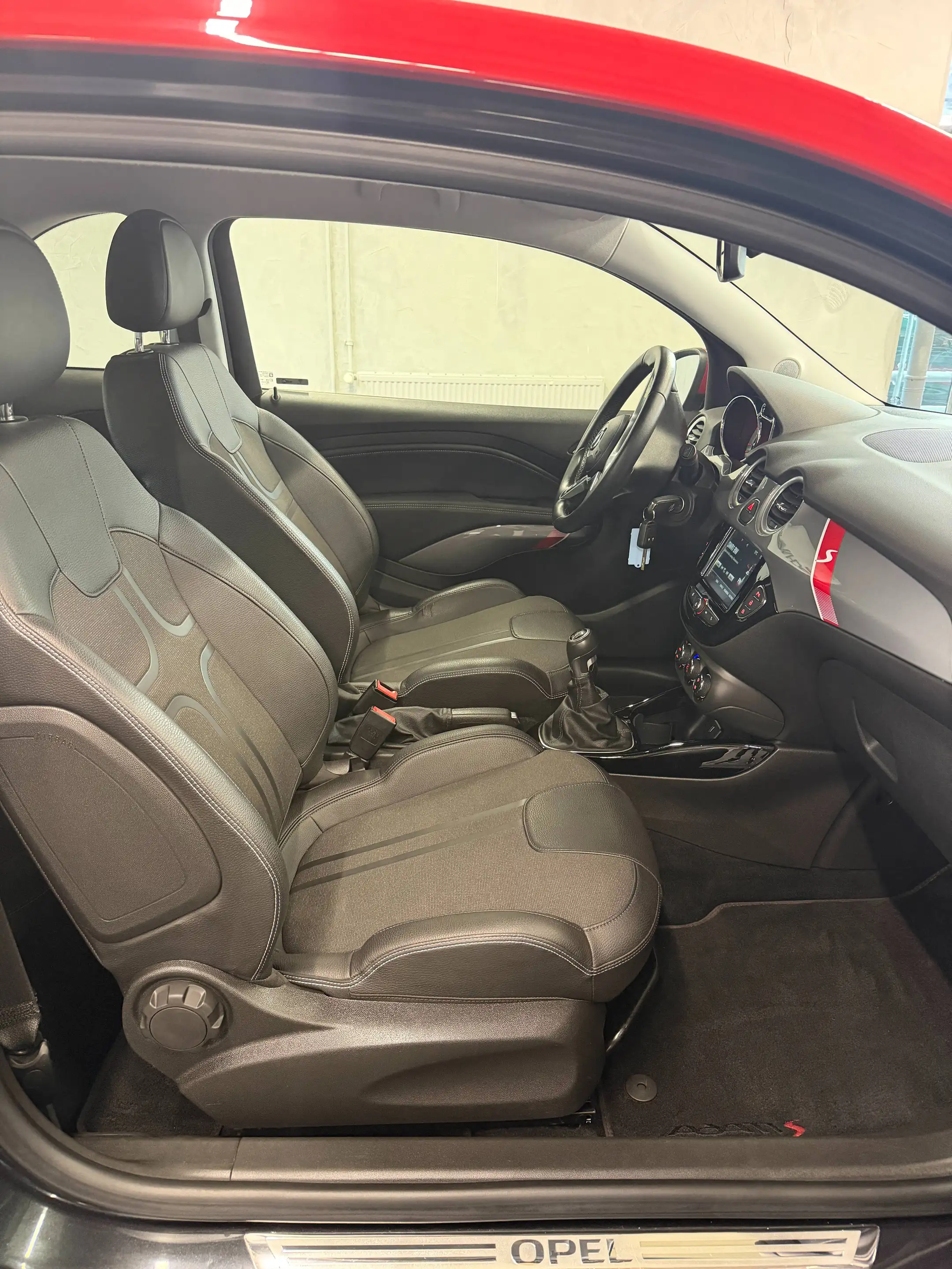 Opel Adam S 150ps T-Leder Led PDC Tempo MFL 8Fach — photo 15