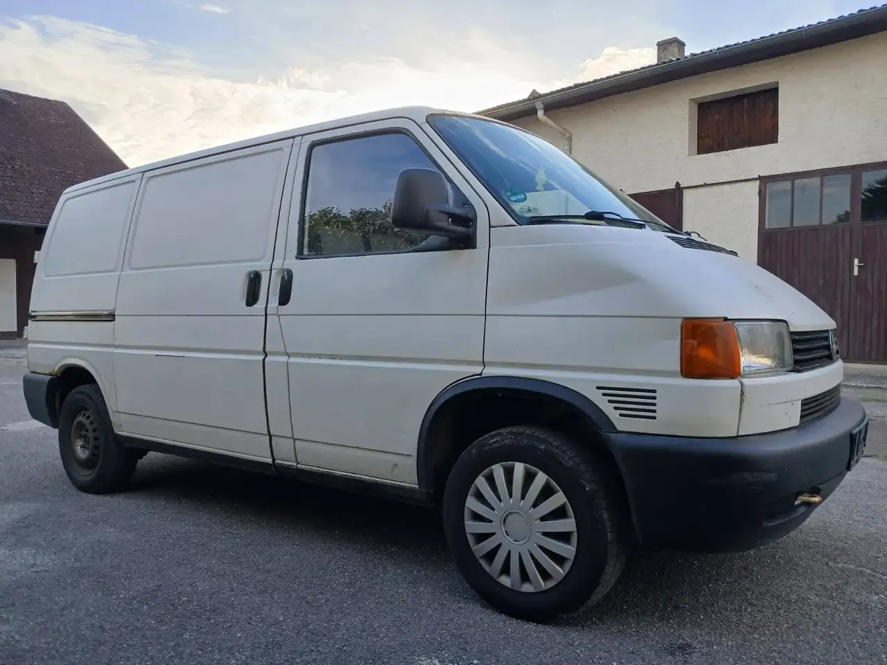 Volkswagen T4 Transporter 2.5 TDI (ACV) - Camper TÜV bis 06/28, foto 2