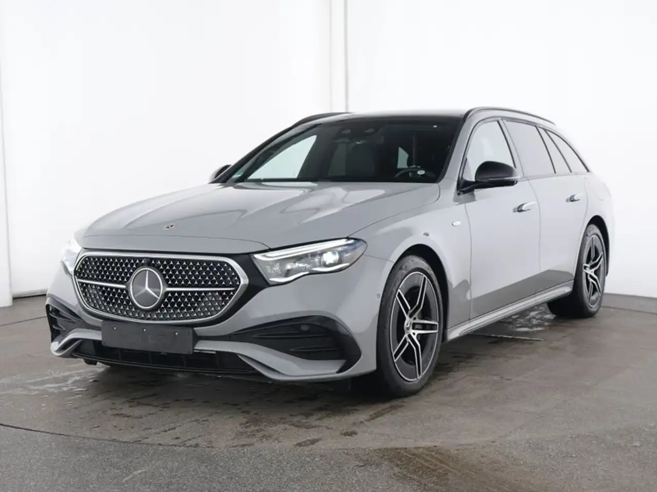 Mercedes-Benz E 300 de 4MATIC T mit EQ Hybrid Technologie