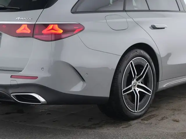 Mercedes-Benz E 300 de 4MATIC T mit EQ Hybrid Technologie Ansicht 9