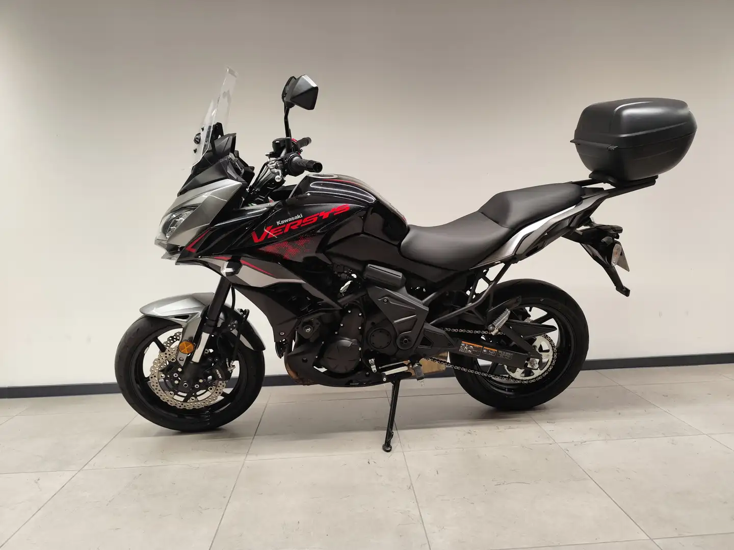 Kawasaki Versys 650 Сірий - 1