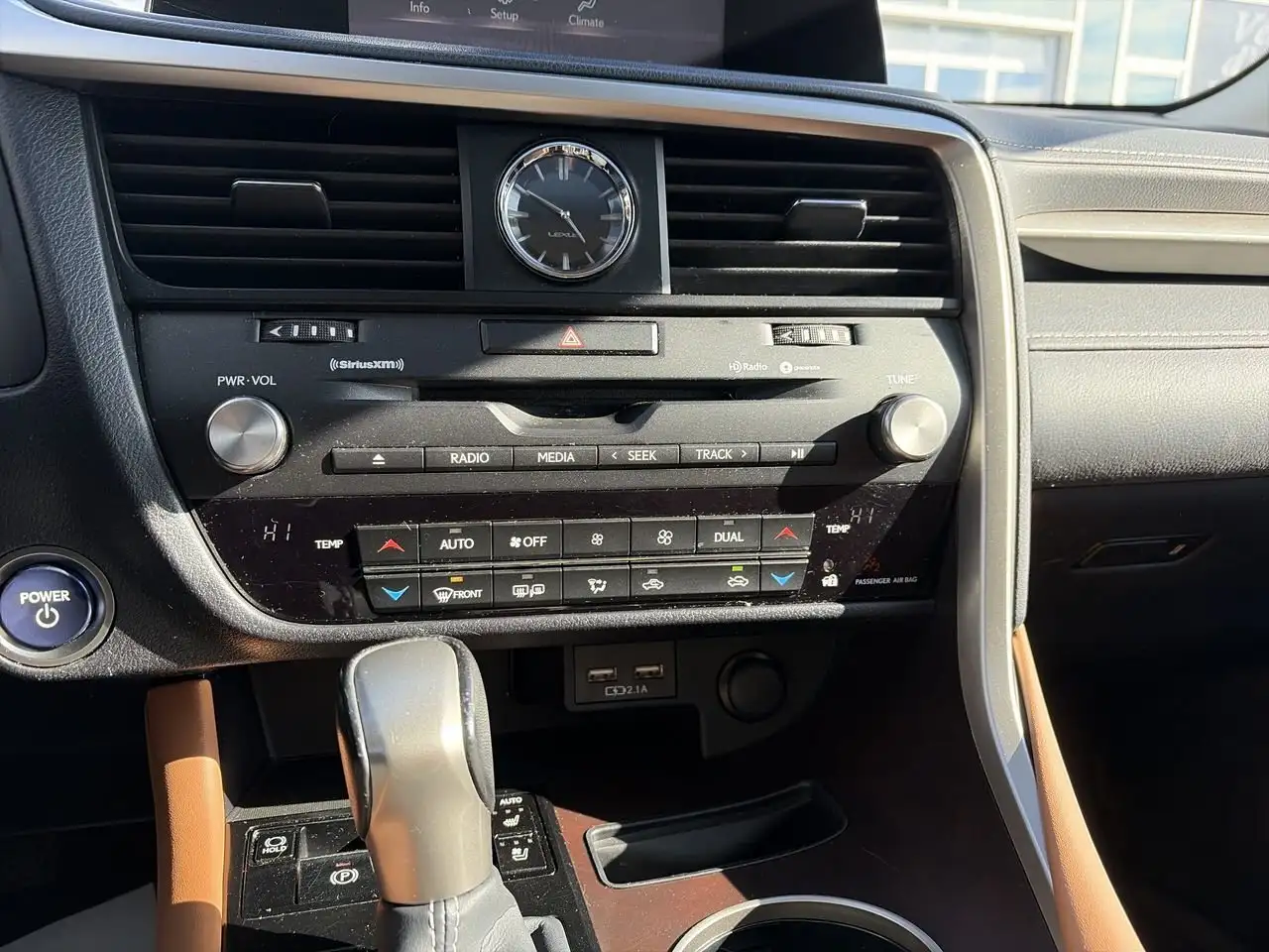 Lexus RX снимка Lexus RX