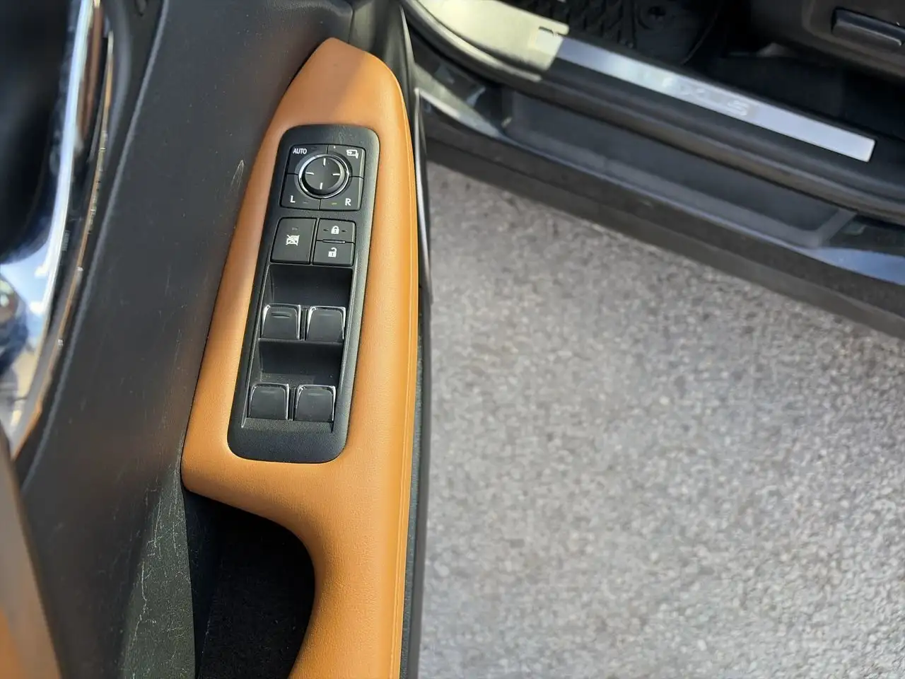 Lexus RX снимка Lexus RX