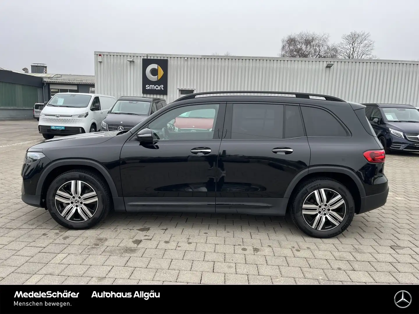 Mercedes-Benz EQB 350 EQB 350 4M Advanced+ Night LED Vorr.-Distronic Tel Schwarz - 2