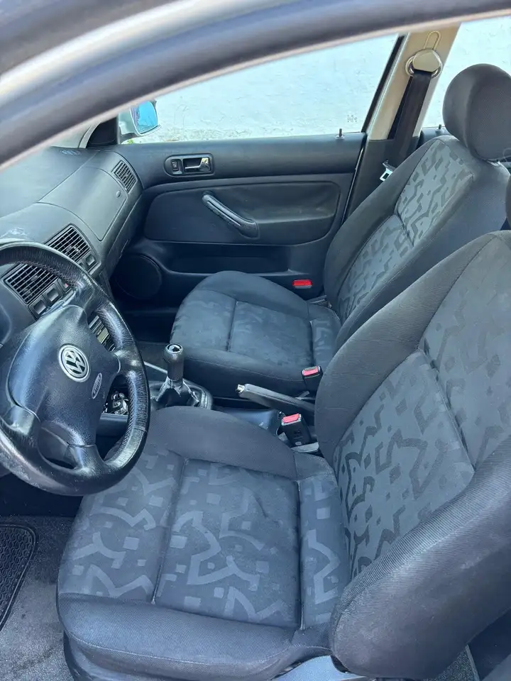 Volkswagen Golf 1.9TDI Conceptline, foto 6