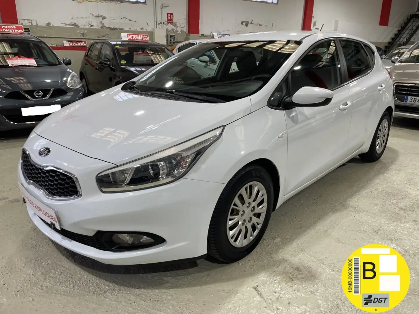Kia Ceed / cee'd 1.4CRDi Concept Blanc - 1