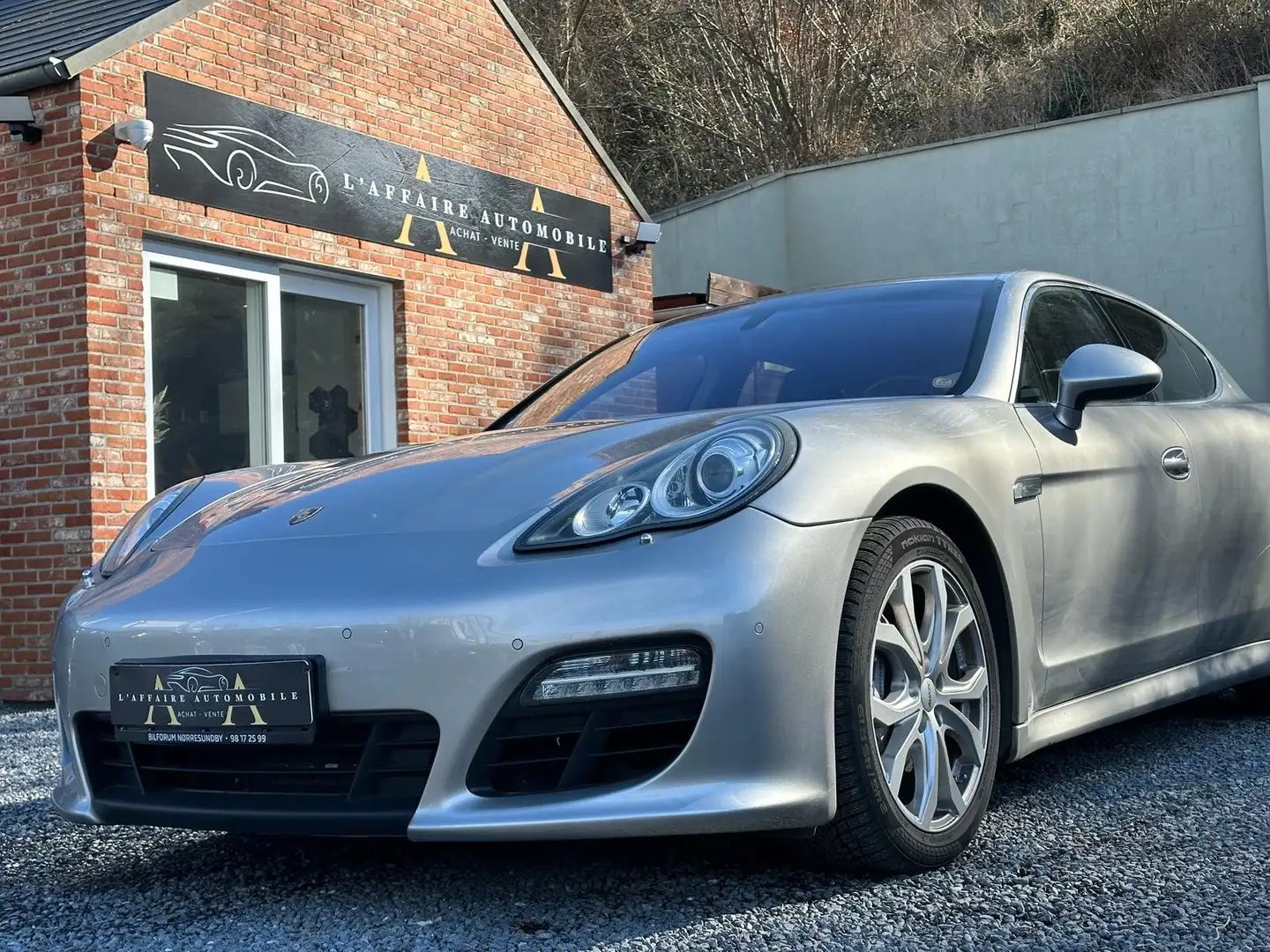 Porsche Panamera 4.8i V8 PDK Grey - 2