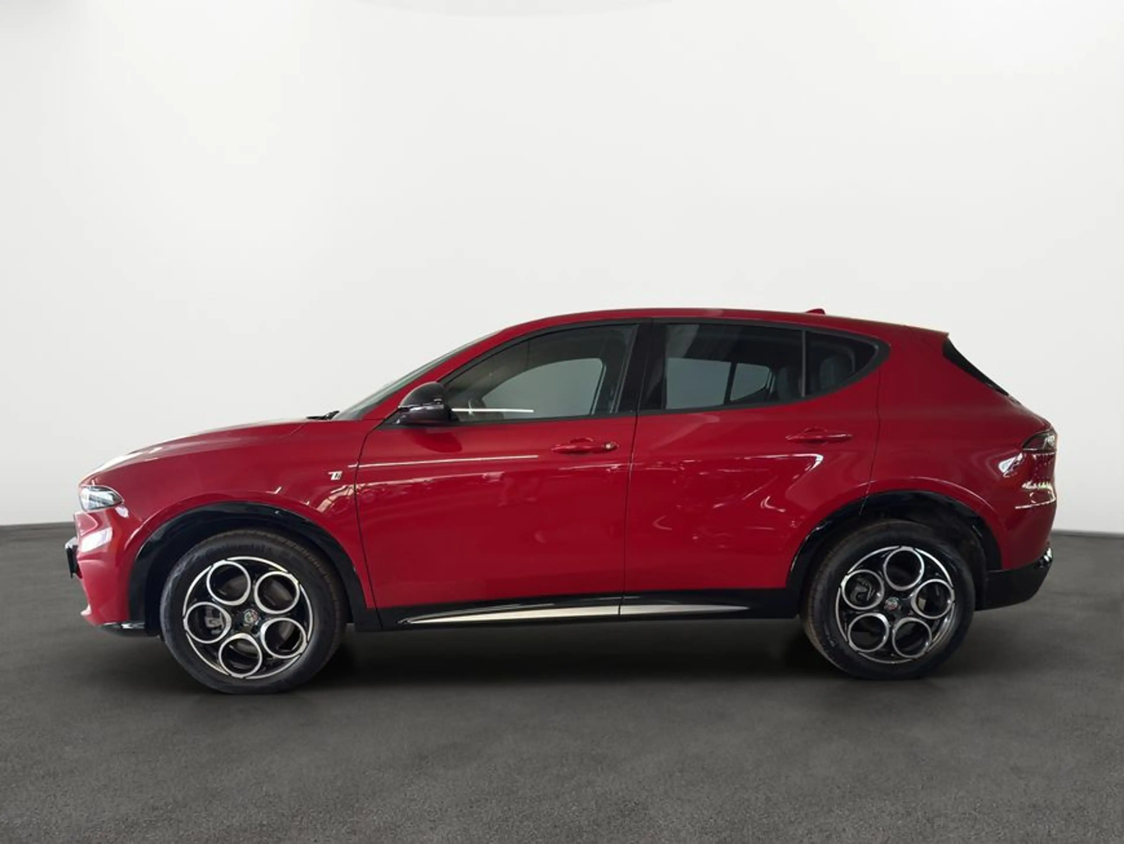 Alfa Romeo Tonale 1.5 VGT Hybrid Ti — photo 2