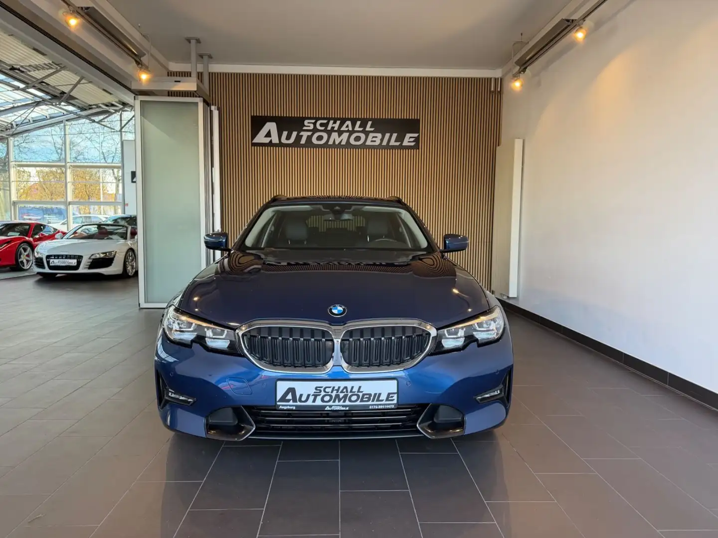 BMW 330 e xDrive Sport-Line *Driving-Assist/E-Sitze* Bleu - 2