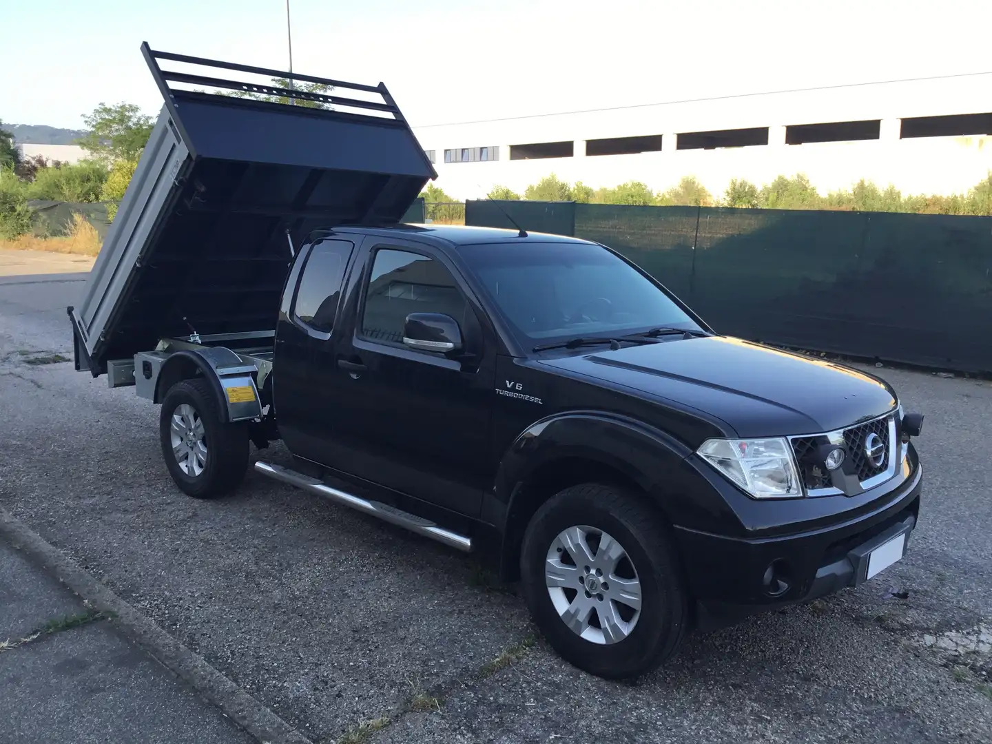Nissan Navara Navara k.cab 2.5 dci XE 174cv Nero - 1