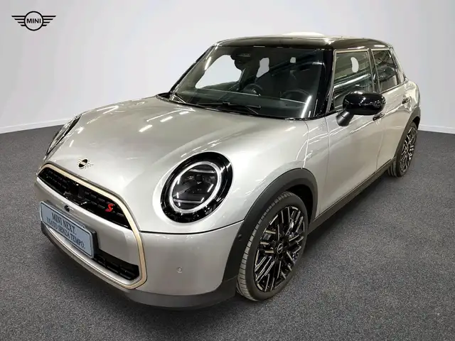 MINI Cooper Favoured