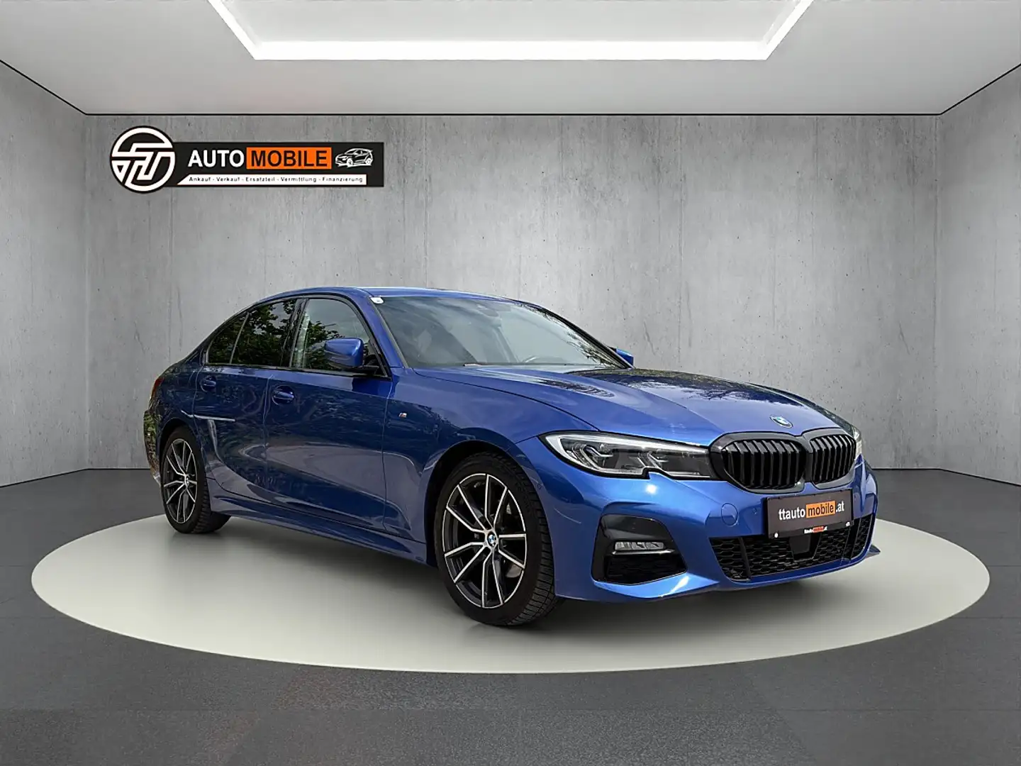 BMW 320 d xDrive 48V Mild-Hybrid-Technologie Aut. Blau - 2