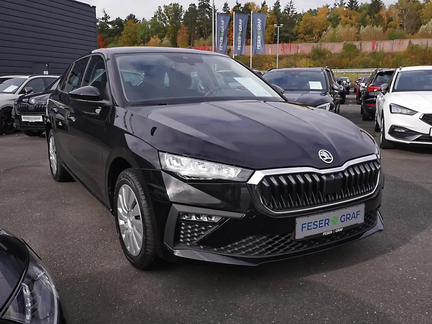 Skoda Scala Essence 1.0 TSI PDC/GRA/SHZ Schwarz - 2