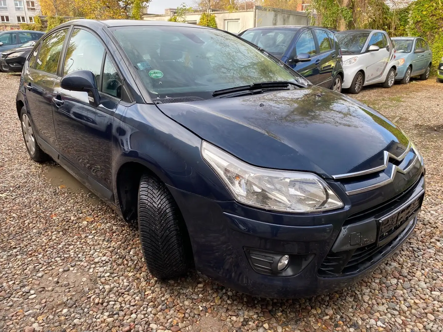 Citroen C4 -TÜV NEU-AUTOMATIK-94TKM-KLIMA-PDC Schwarz - 2