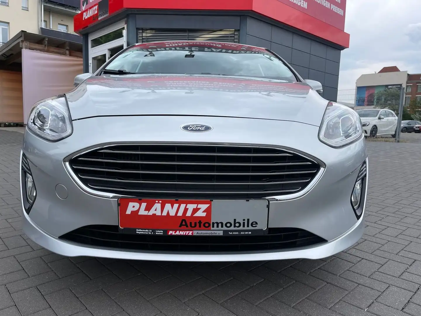 Ford Fiesta Titanium/Scheckheft/Spurhalteassistent Silber - 2