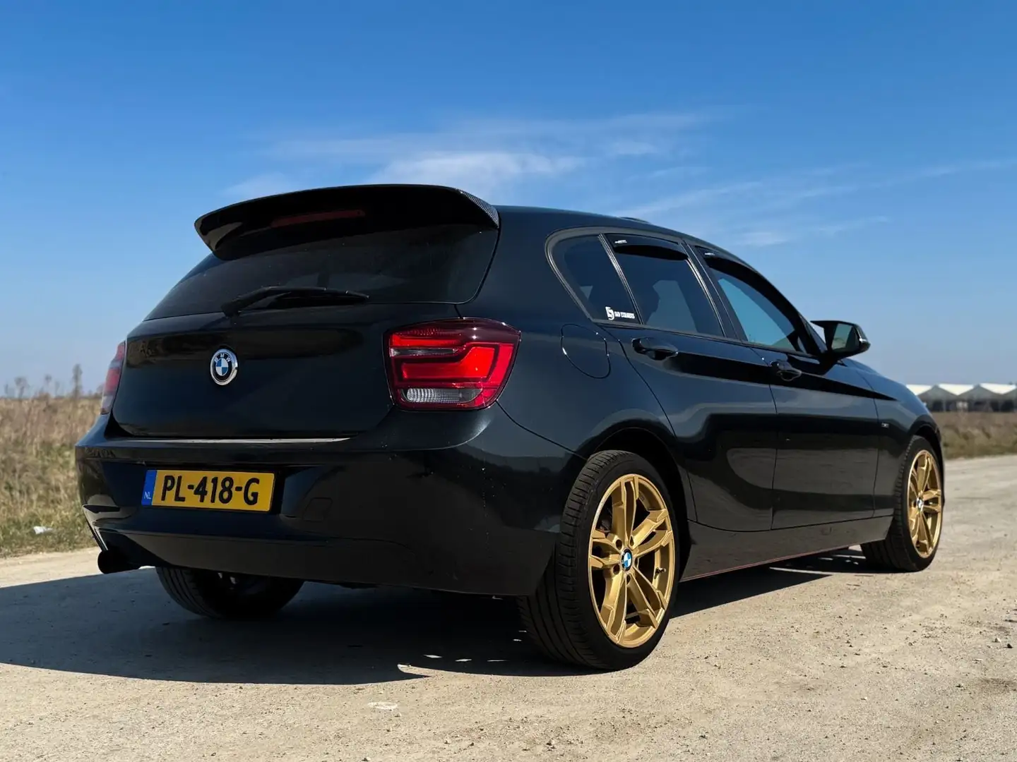 BMW 118 High Executive Black - 2