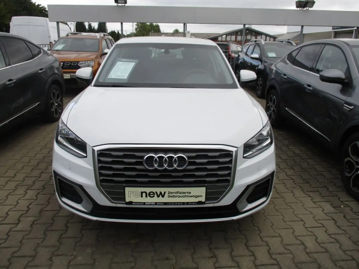 Audi Q2 35 TFSI sport Weiß - 1
