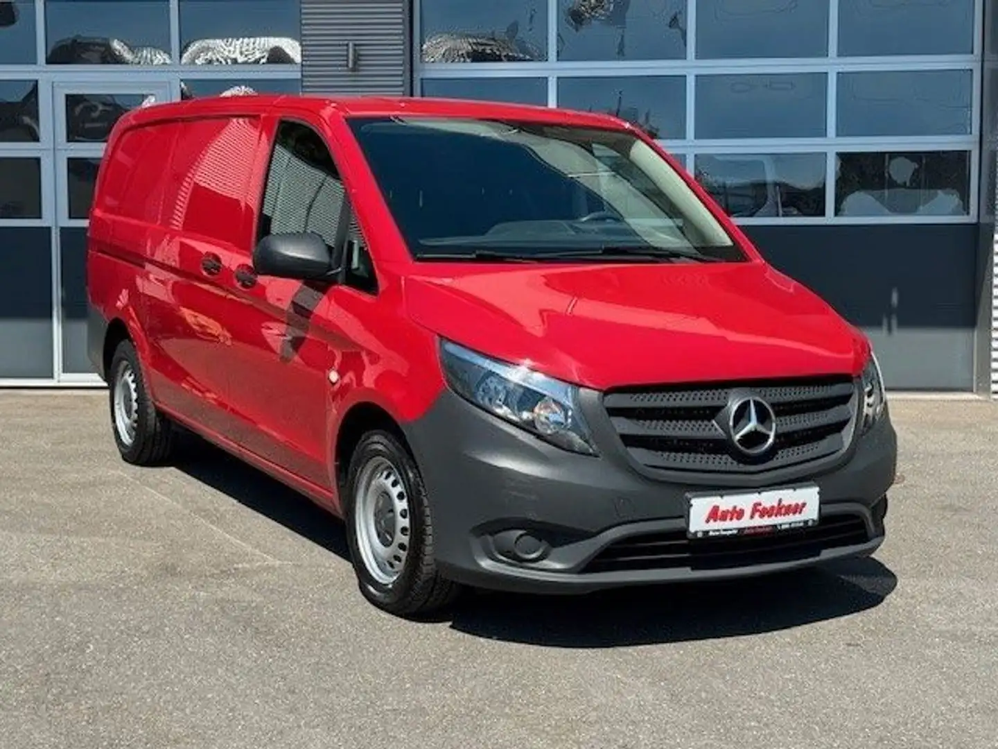 Mercedes-Benz Vito Kasten 110 CDI WORKER PLUS lang Klima AHK Rouge - 2