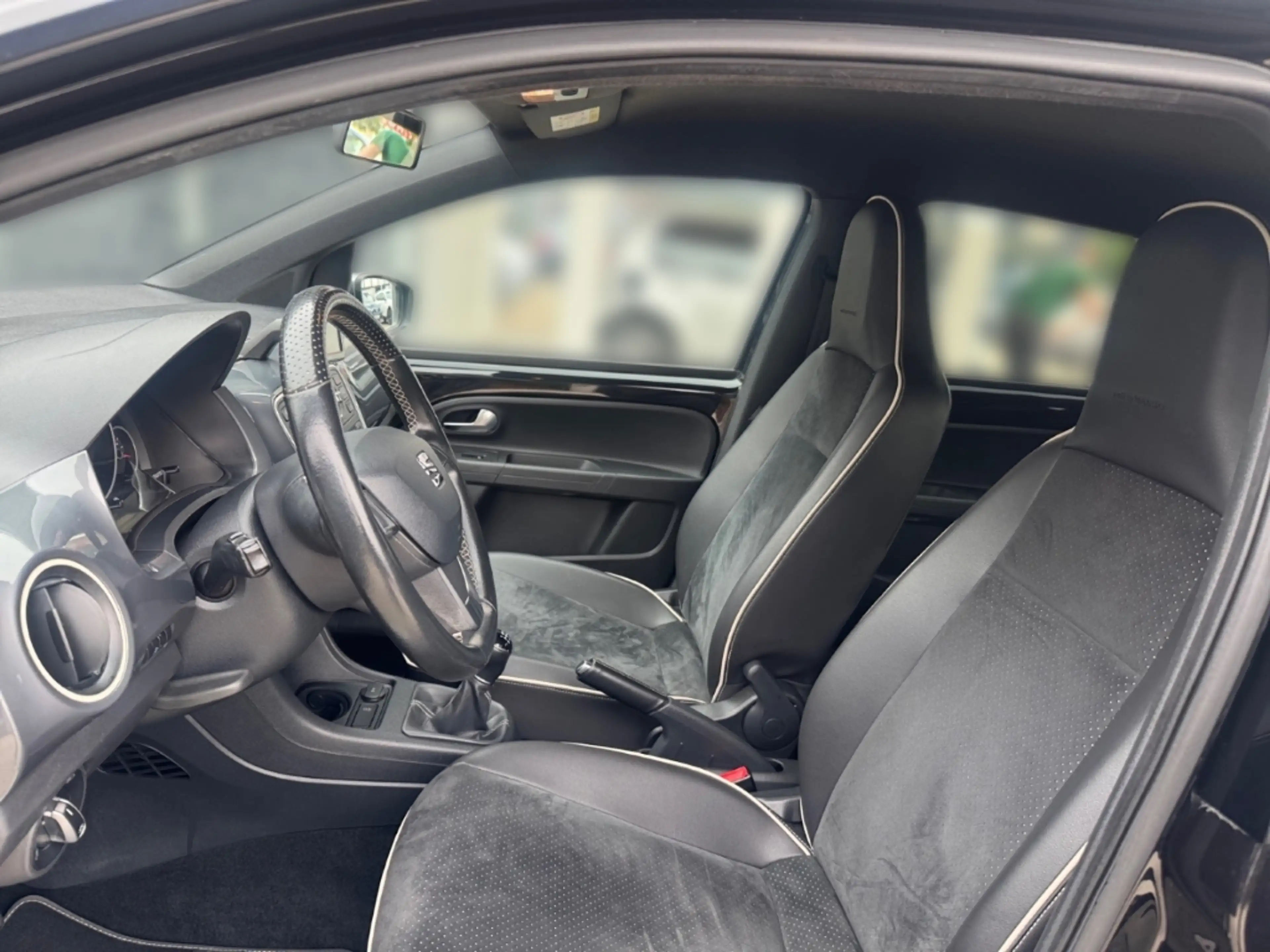 SEAT Mii By Mango MPI 1.0 SHZ NAVI KLIMA  ISOFIX COMFORT DR — photo 15