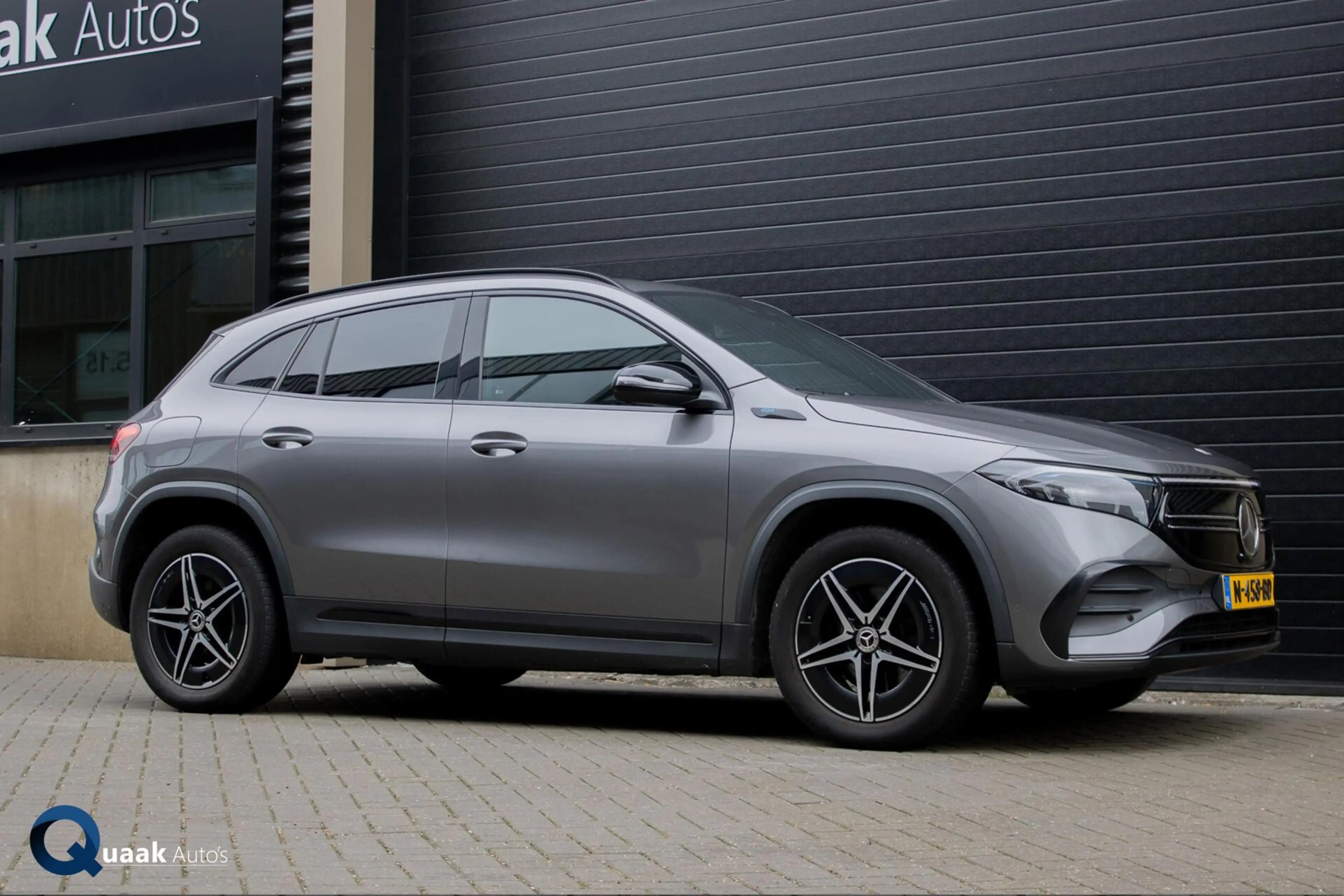 Mercedes-Benz EQA 250 Business Solution AMG 67 kWh | CAMERA | BTW-AUTO |