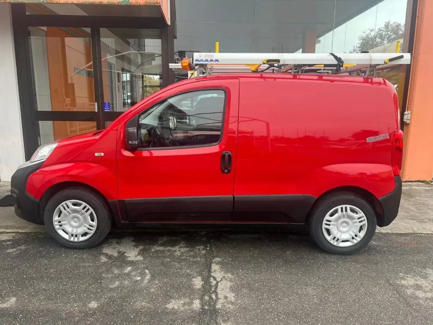 Fiat Fiorino 1.3 MJ 95cv ADVENTURE ALLESTITO Rood - 2