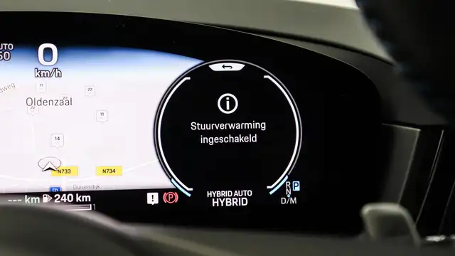 Porsche Cayenne view 25