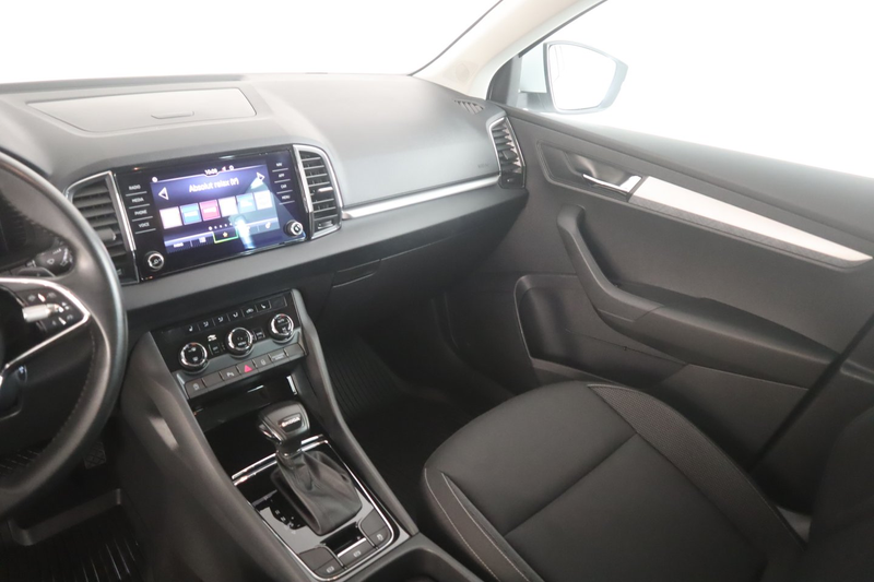 Skoda Karoq Ambition TDI DSG — photo 11