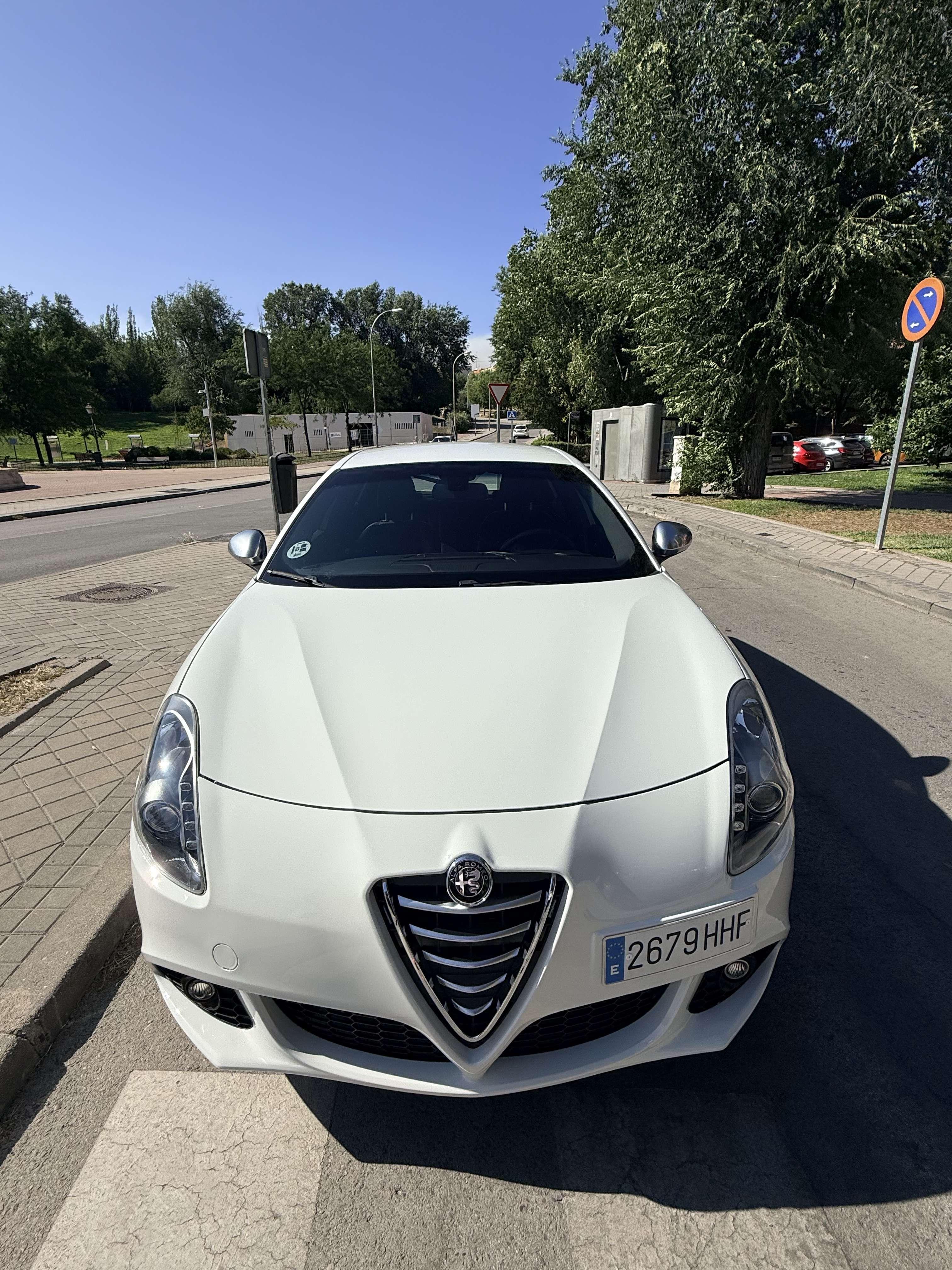 Alfa Romeo Giulietta 2.0JTDm Distinctive TCT 170 - foto 1