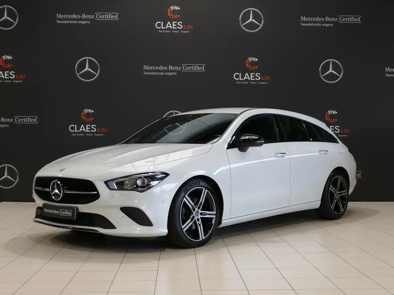 Mercedes-Benz CLA 200