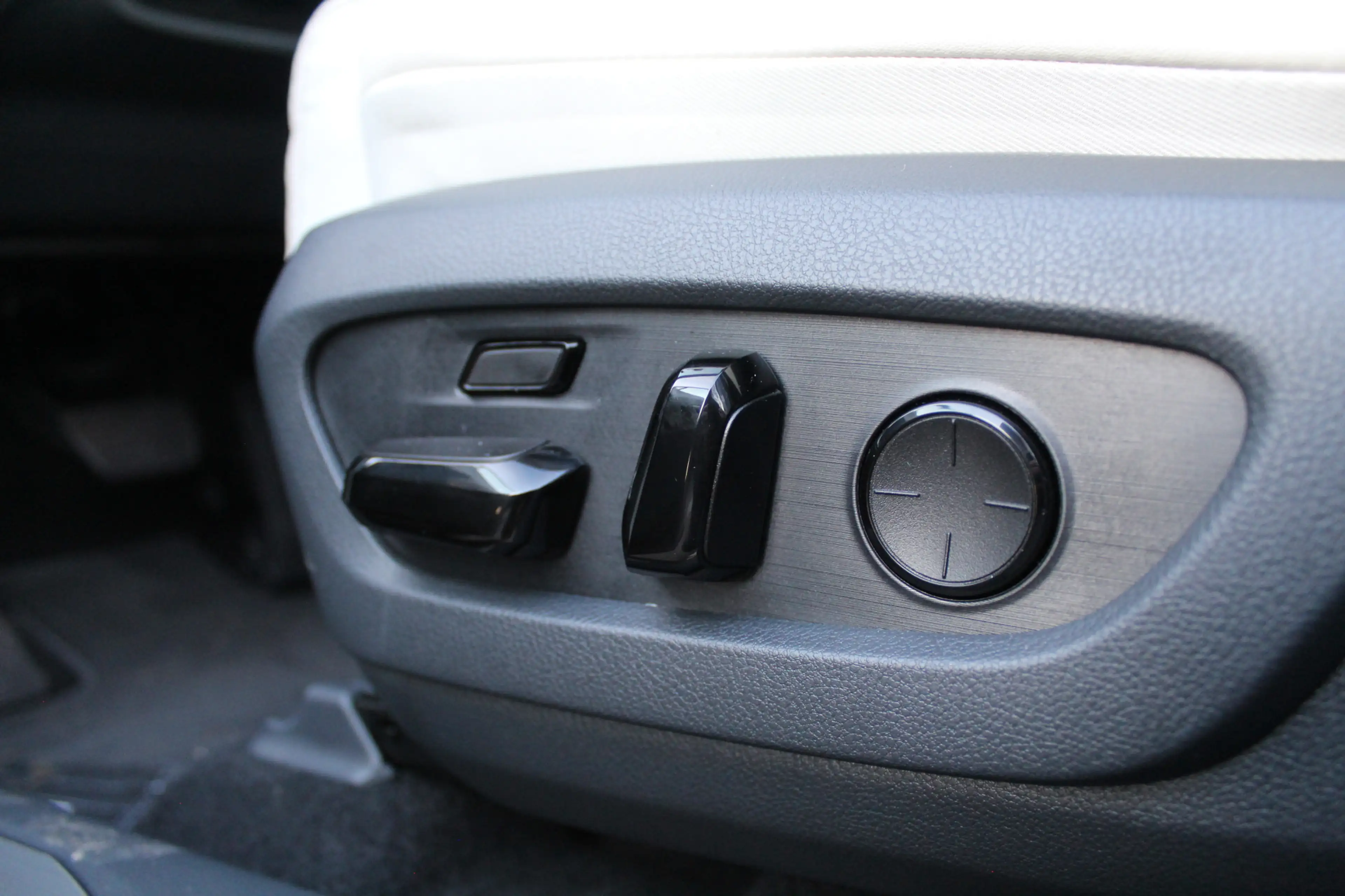 Lexus RX 450h 450h+ Plug-in Hybrid President Line | Rijklaar | P — photo 30