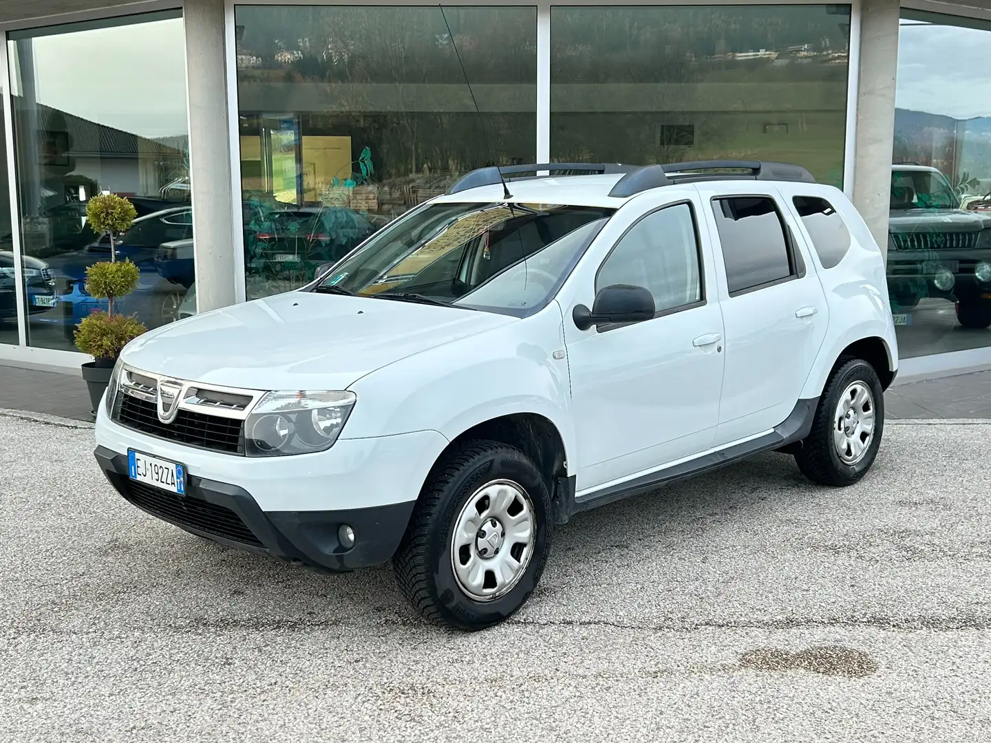 Dacia Duster 4x4 1.6 105cv Ambiance 4wd Bianco - 1