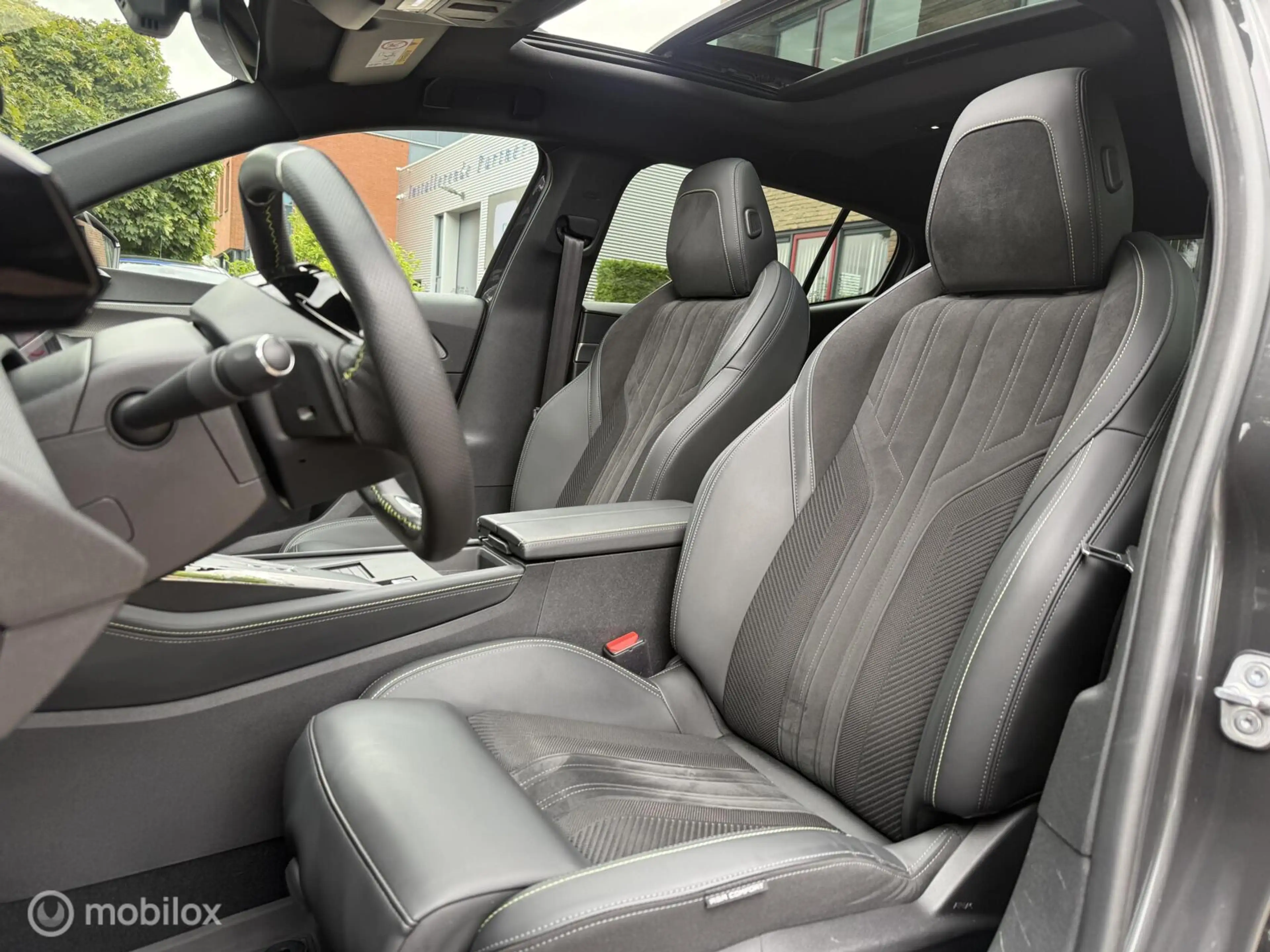 Peugeot 408 1.2 PureTech GT 130 EAT8 Panodak Alcantara Massage — photo 3