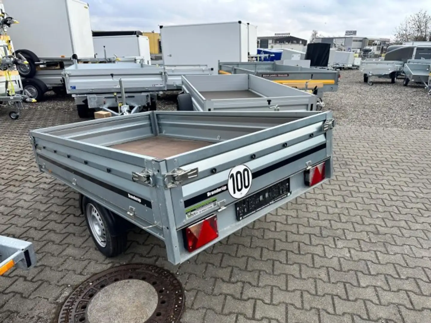 Brenderup 3251S UB 750 kg, Hochlader, 2500x1420x350mm, 100 k - 1