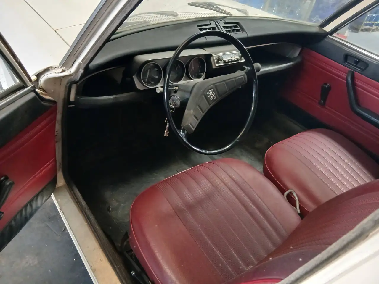 Peugeot 204 1100, foto 4