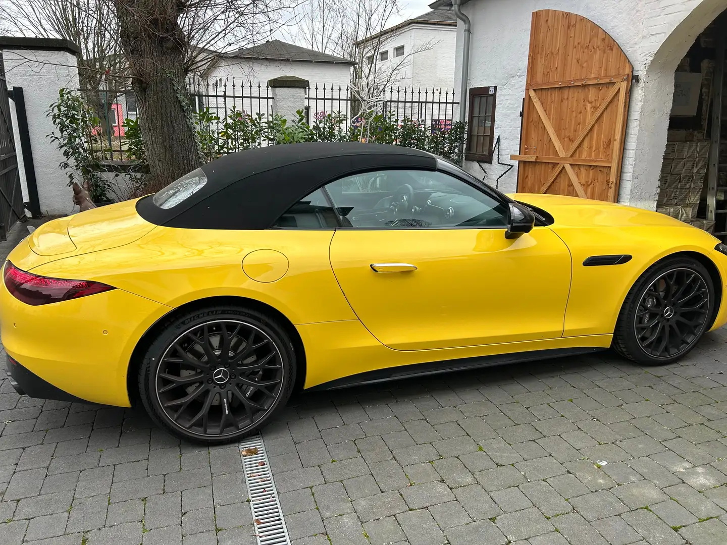 Mercedes-Benz SL 43 AMG AMG SL Roadster SPEEDSHIFT MCT 9G Jaune - 1