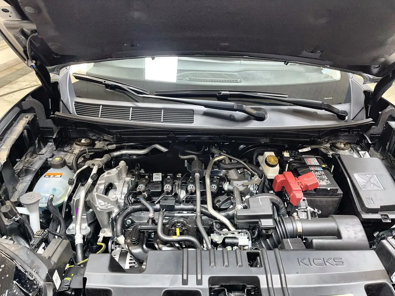 Nissan Kicks снимка Nissan Kicks