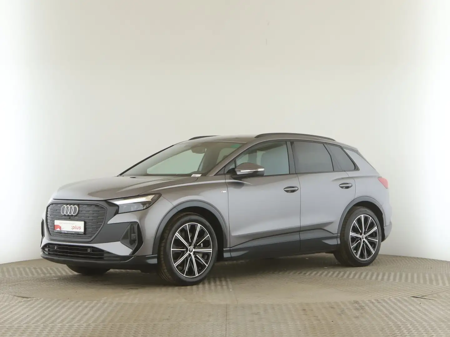 Audi Q4 e-tron 45 210 kW Grau - 2