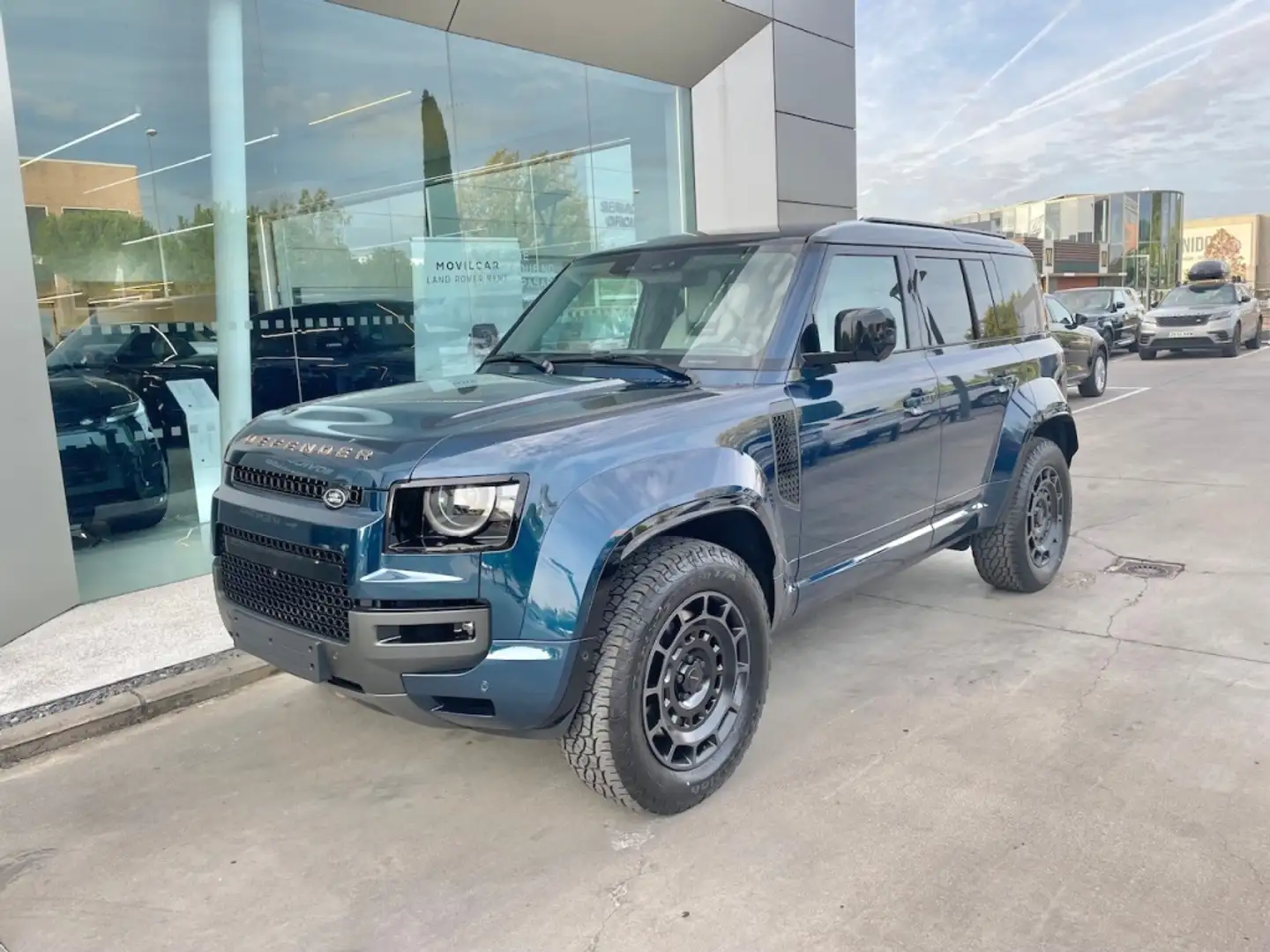 Land Rover Defender 110 4.4 V8 MHEV Octa AWD Aut. 635 Azul - 2