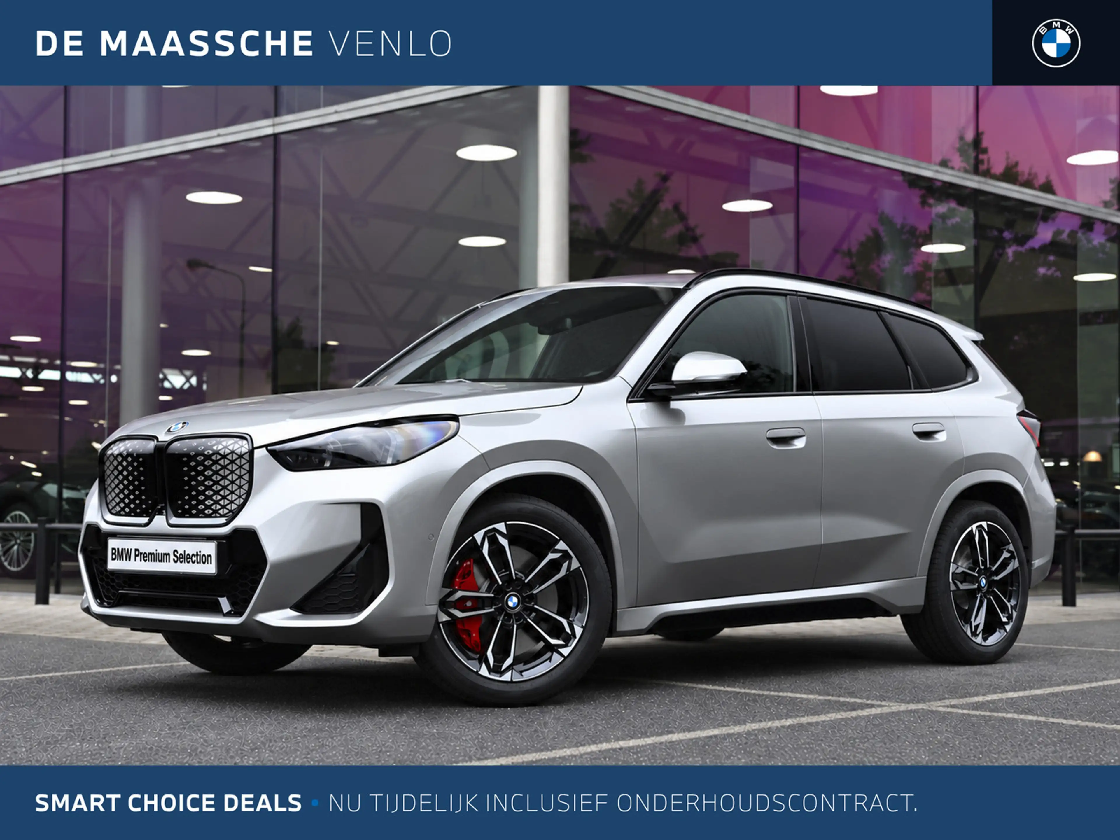 BMW iX1 eDrive20 M Sport / Panoramadak / Trekhaak / Sports
