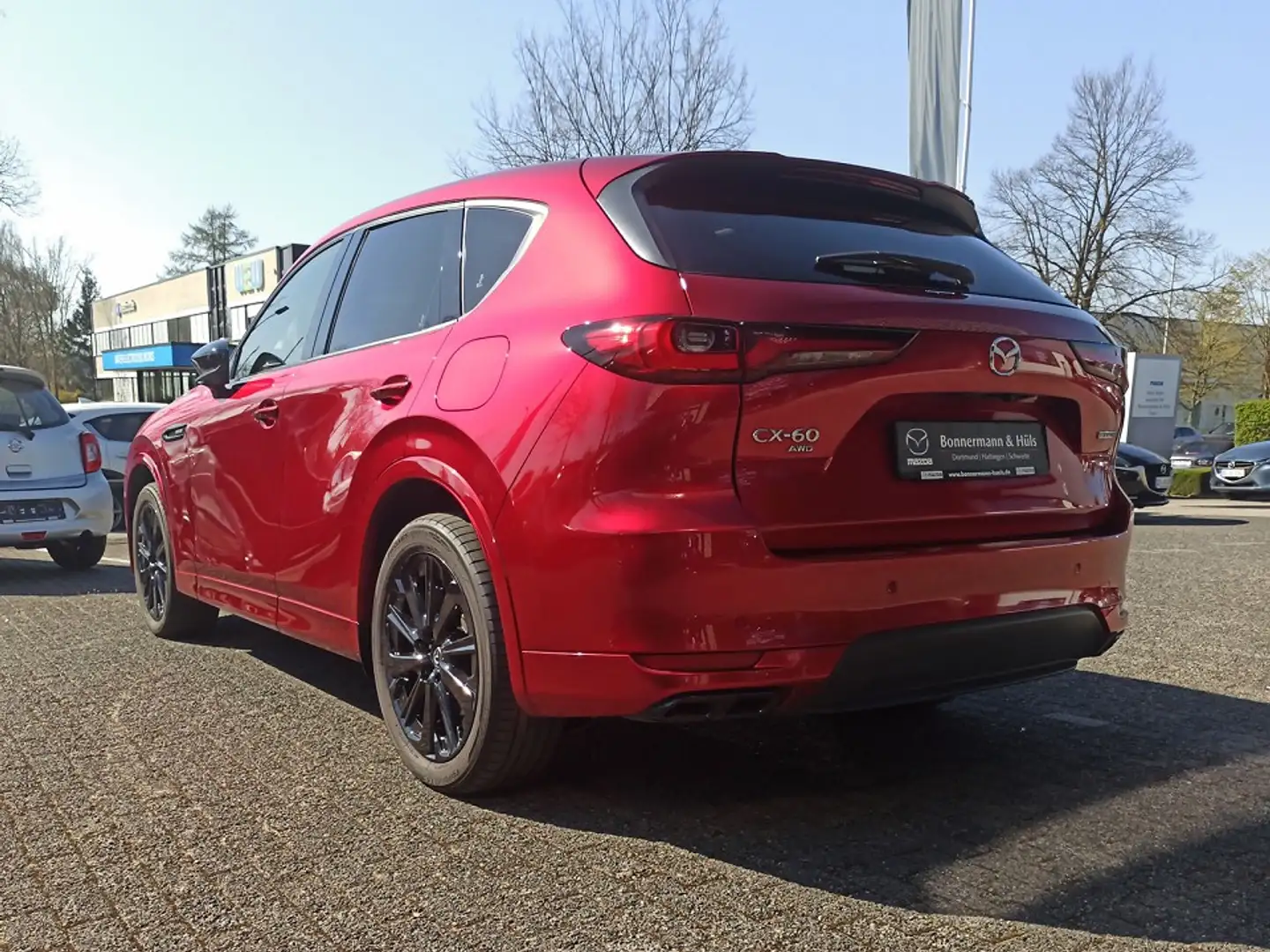 Mazda CX-60 2.5 PHEV HOMURA CON DRI COM PAN Rojo - 2
