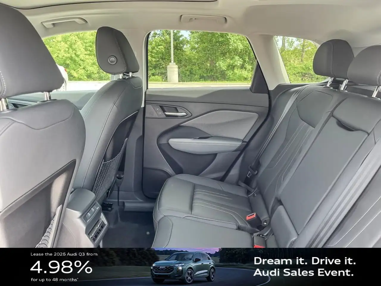 Audi Q3 снимка Audi Q3