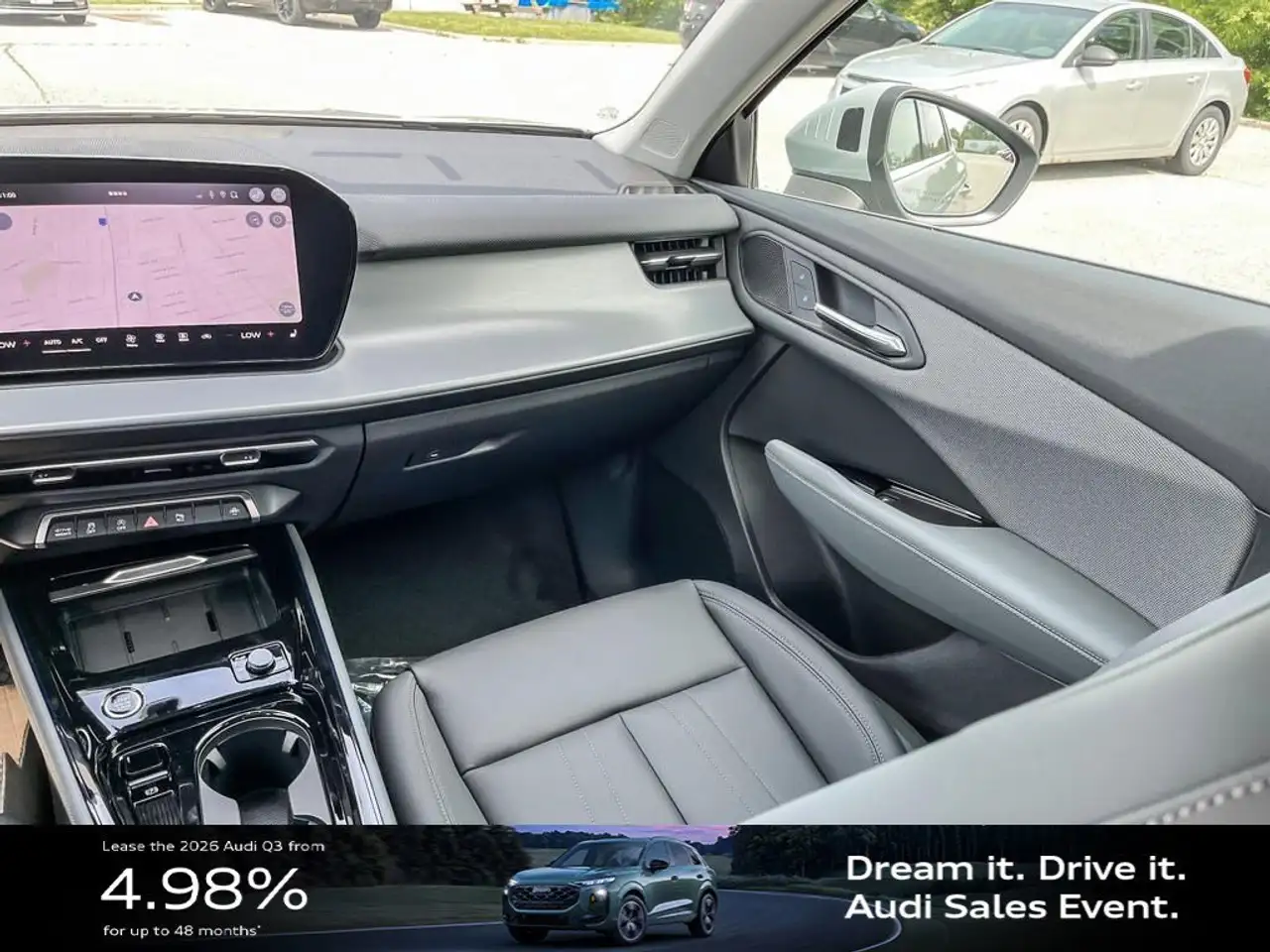 Audi Q3 снимка Audi Q3