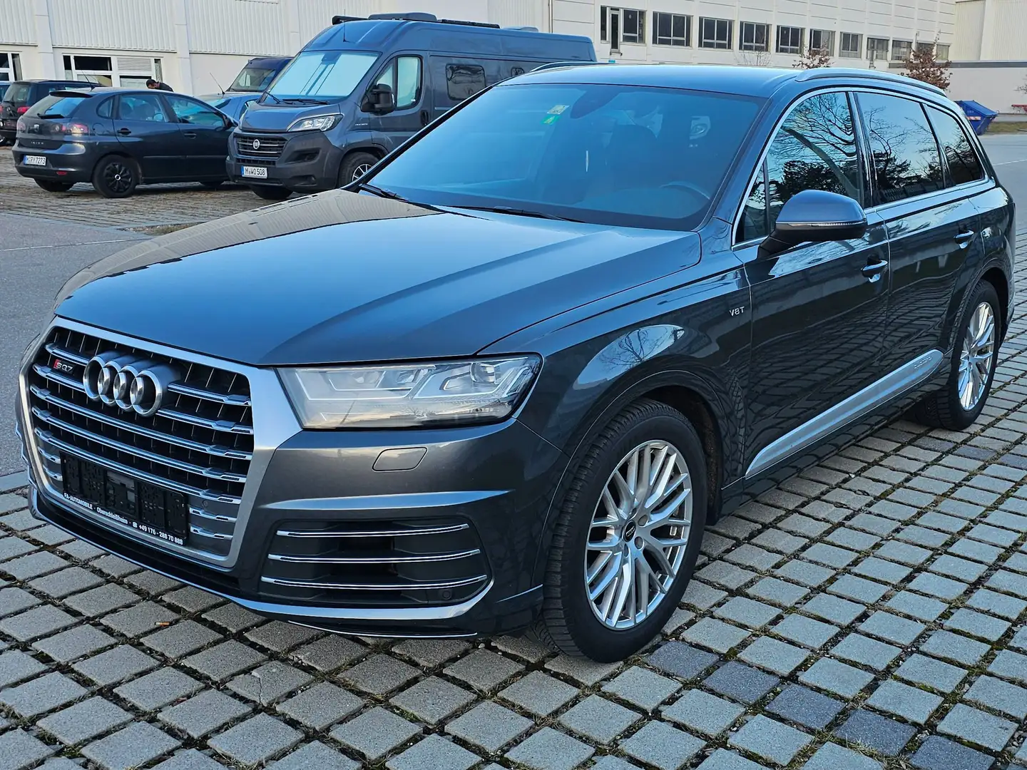 Audi SQ7 4.0 TDI quattro V8 mwst ausw GARANTIE FINANZIERUNG Grau - 1