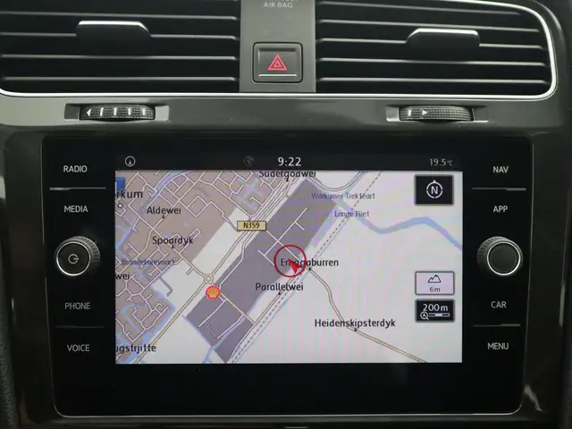 Volkswagen Golf view 11